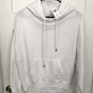Women’s white Hollister hoodie NWT size medium
